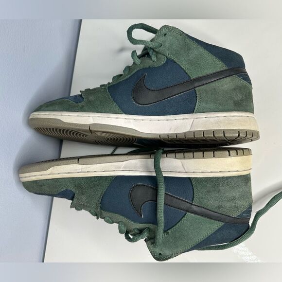 Nike SB Dunk Mid Pro Green 314383-304 vintage Retro 9.5 Suede black lava - Picture 5 of 9